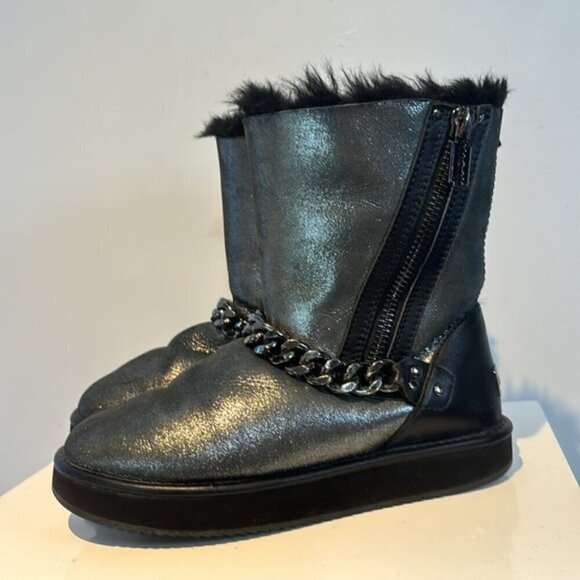 Abricot silver metallic suede side-zip ankle boots size US7 - Picture 9 of 14